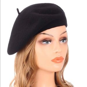 Black Wool Beret